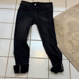 White House Black Market Crop 6